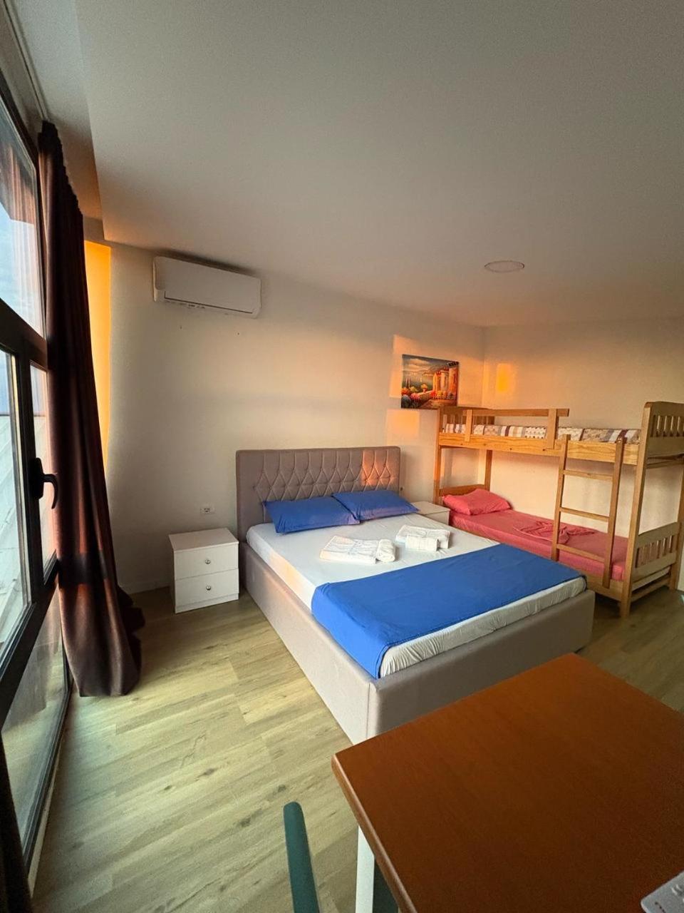 Saint Tropez Durres Hotel Bisht Kamez Exterior foto